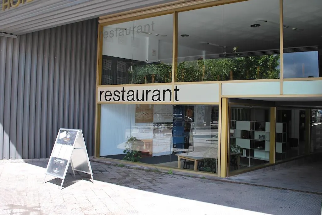 Hotel Ciutat 이괄라다 스페인